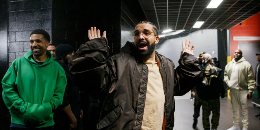 Drake 'Cant Wait' to Go on Tour in 2023: 'It's Gonna Be Dangerous' 
