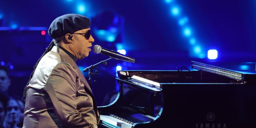 Stevie Wonder Hosts 24th Annual House Full of Toys Benefit: Guest Performers, Setlist, and More 
