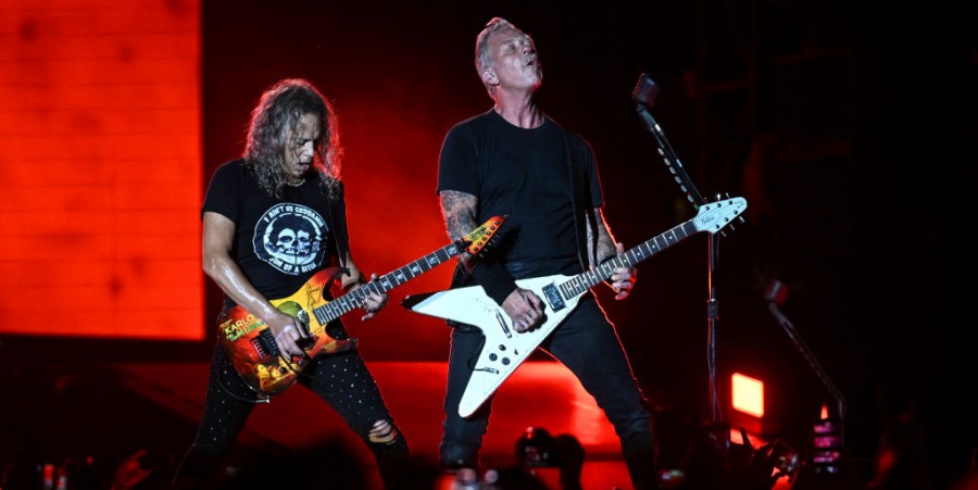 Metallica Reaches New Milestone, Beats Miley Cyrus on Music Chart with New Single 