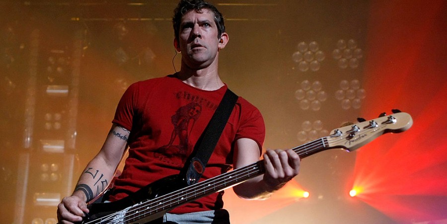 Eric Avery Receives Praise Due to His Bass in Jane's Addiction's 1st Song in 10 Years 