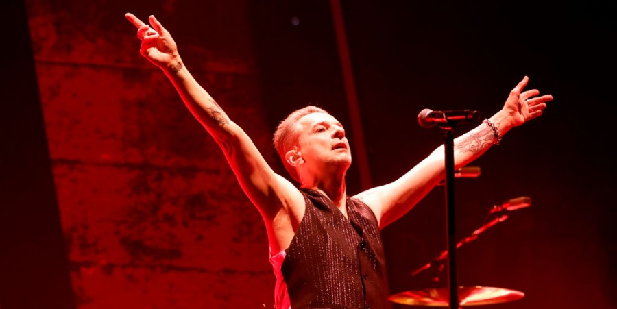 Depeche Mode Celebrates Andrew Fletcher in LA Concert: 'You've Been there For Us From Day 1'