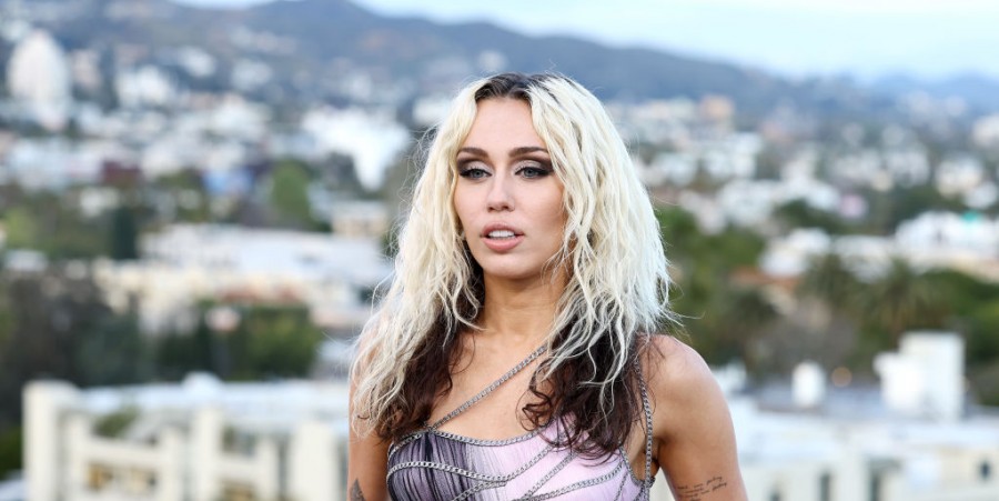 Miley Cyrus made the perfect response to the Wisconsin elementary school that banned her duet song with Dolly Parton, 