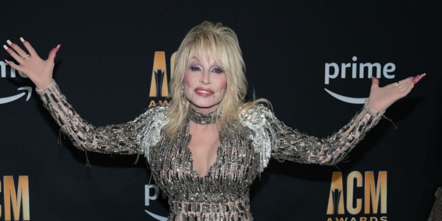 Dolly Parton Earns 3 More Guinness World Records: Country Music Icon Now Boasts 7 Titles [DETAILS]
