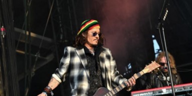 Johnny Depp Injured? Hollywood Vampires Member Spotted Using Crutch After Cancelation of Band's Shows