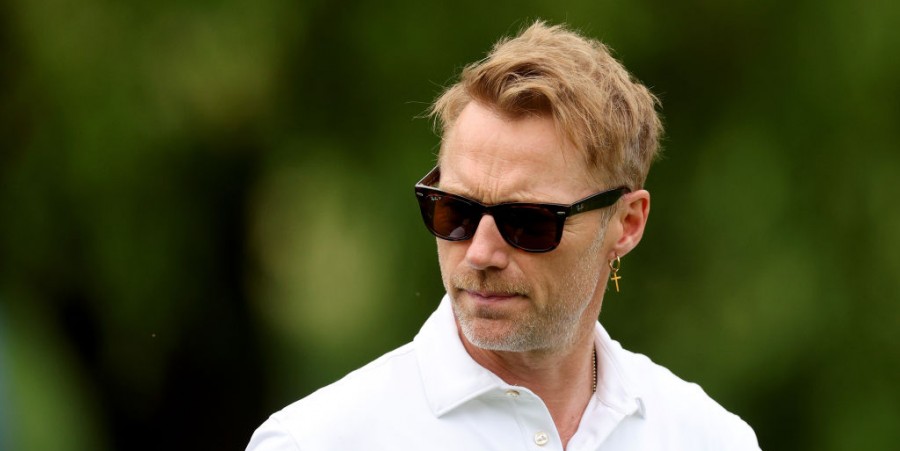 Ronan Keating Marks 1st Performance Weeks After Brother Ciarán Died in Tragic Crash