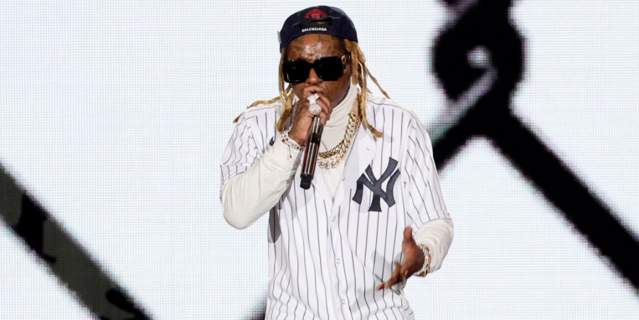 Lil Wayne Suffers Mic Issues During Beyoncé Concert Performance After Ditching 50 Cent Show