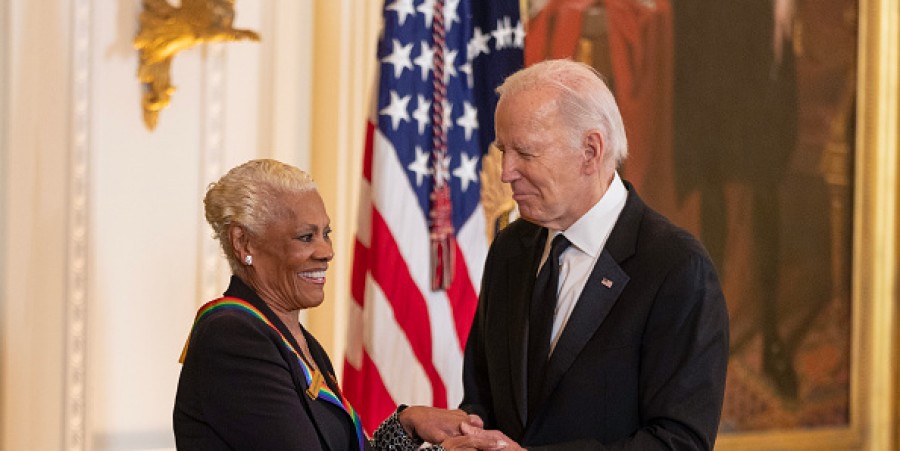 Dionne Warwick with US president Joe Biden