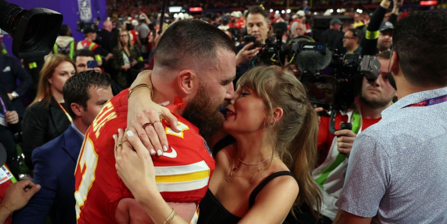 Taylor Swift, Travis Kelce 'Strict New Rule' in Relationship Established Following NFL Star's 'Red Flag' Behavior