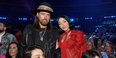 Noah Cyrus Remains Loyal To Father Billy Ray Cyrus Amid Spat With Mother Tish