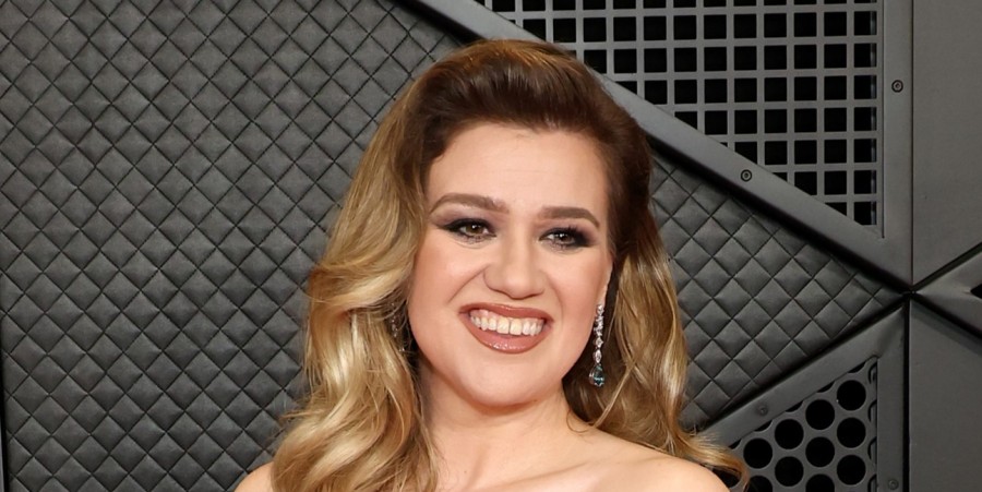 Kelly Clarkson Dating Again After Divorce From Brandon Blackstock? Singer 'Loving' Current Status