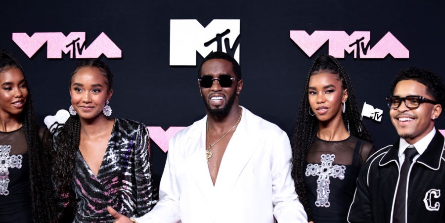 Diddy Spotted With Twin Daughters After LA, Florida Raid
