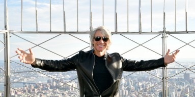 Jon Bon Jovi visits the Empire State Building (2023)